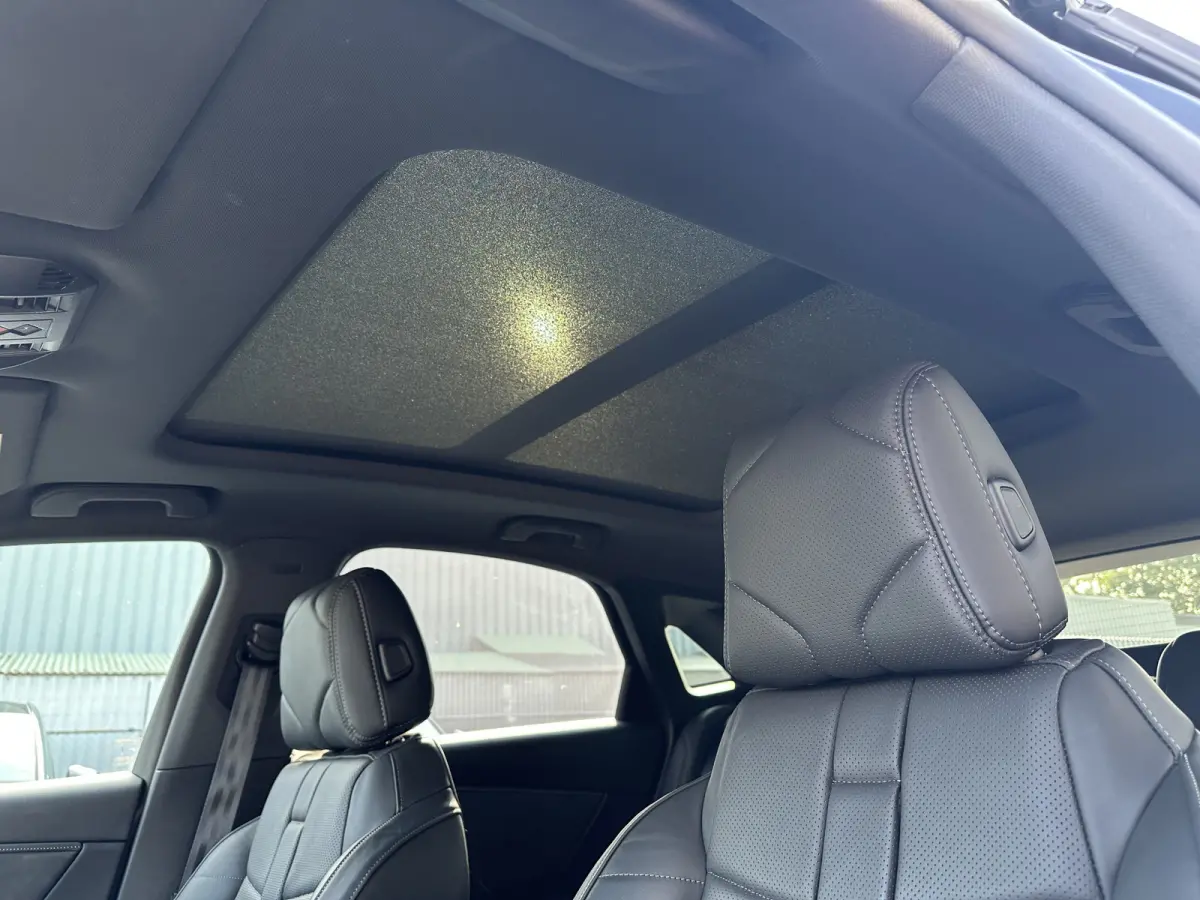 300pk E-Tense 4x4 Louvre (Elektrisch Schuifdak - Leder incl verwarming/koeling/massage/geheugen - NightVision - Focal Electra - 360gr Camera - 20"- Elektrische Klep - LED)