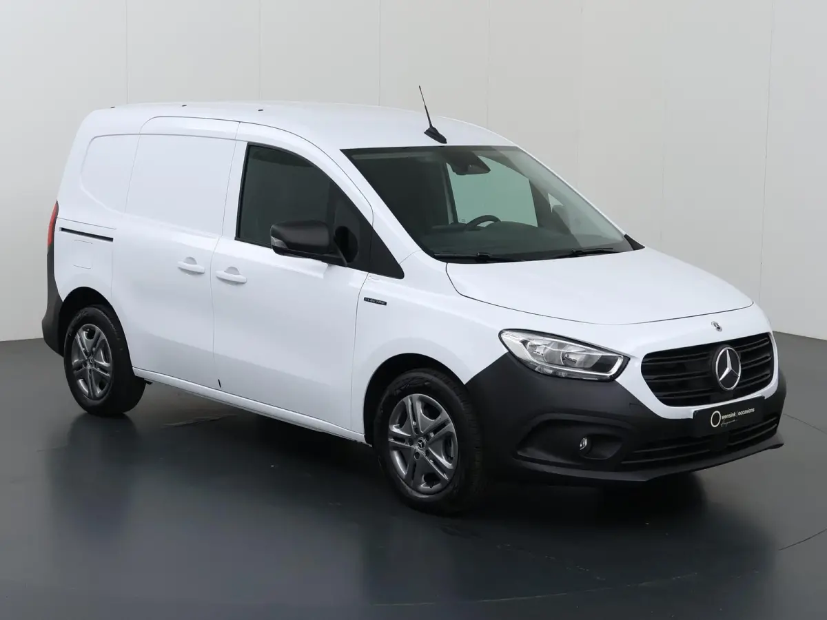 51kW L1 PRO | Navigatie | Parkeercamera | Cruise Control | Stoelverwarming | Certified