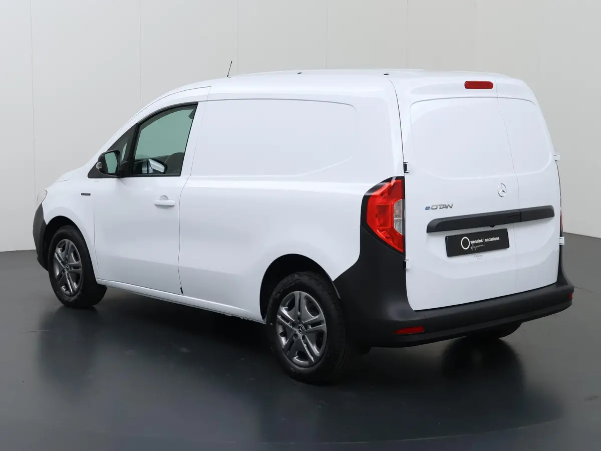 51kW L1 PRO | Navigatie | Parkeercamera | Cruise Control | Stoelverwarming | Certified