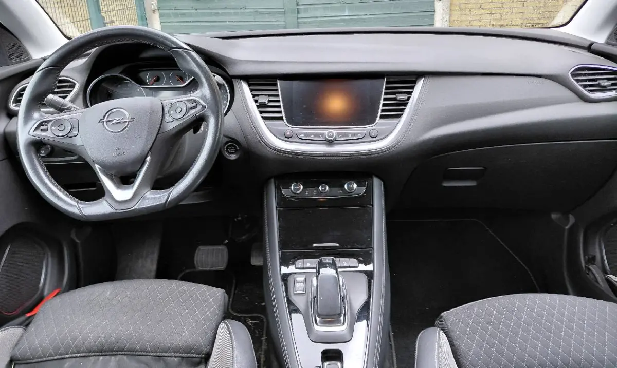1.6 Turbo Hybrid4 Business Elegance 300pk! | Afneembare Trekhaak | Camera Rondom | AGR-Stoelen | Leder/Stof | Carplay | Parkeersensoren | Achteruitrij Camera | Apple Carplay/Android Auto|tel