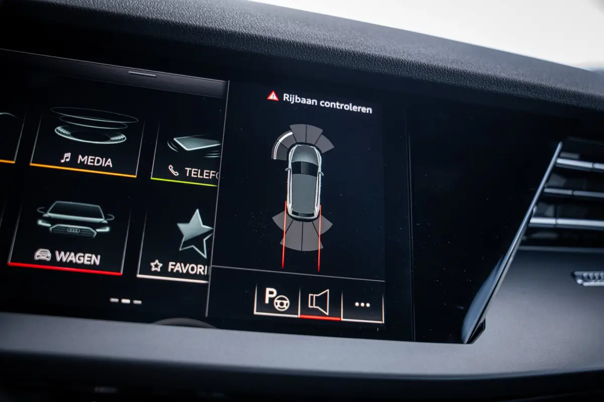 30 TFSI Pro Line | Airco (automatisch) | Apple Carplay/Android Auto|telefoonintegratie premium | Cruise control