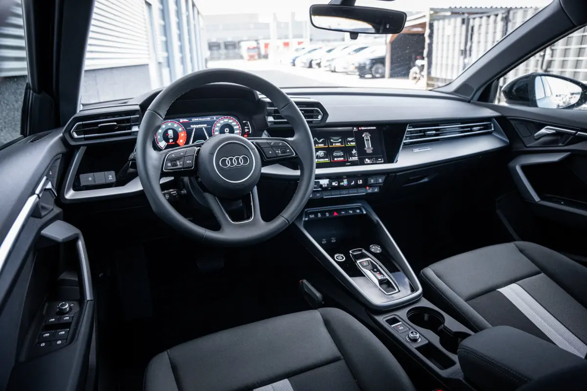 30 TFSI Pro Line | Airco (automatisch) | Apple Carplay/Android Auto|telefoonintegratie premium | Cruise control