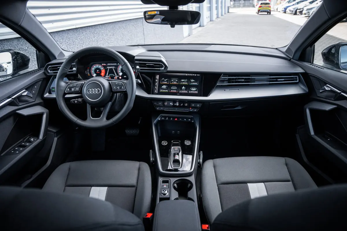 30 TFSI Pro Line | Airco (automatisch) | Apple Carplay/Android Auto|telefoonintegratie premium | Cruise control