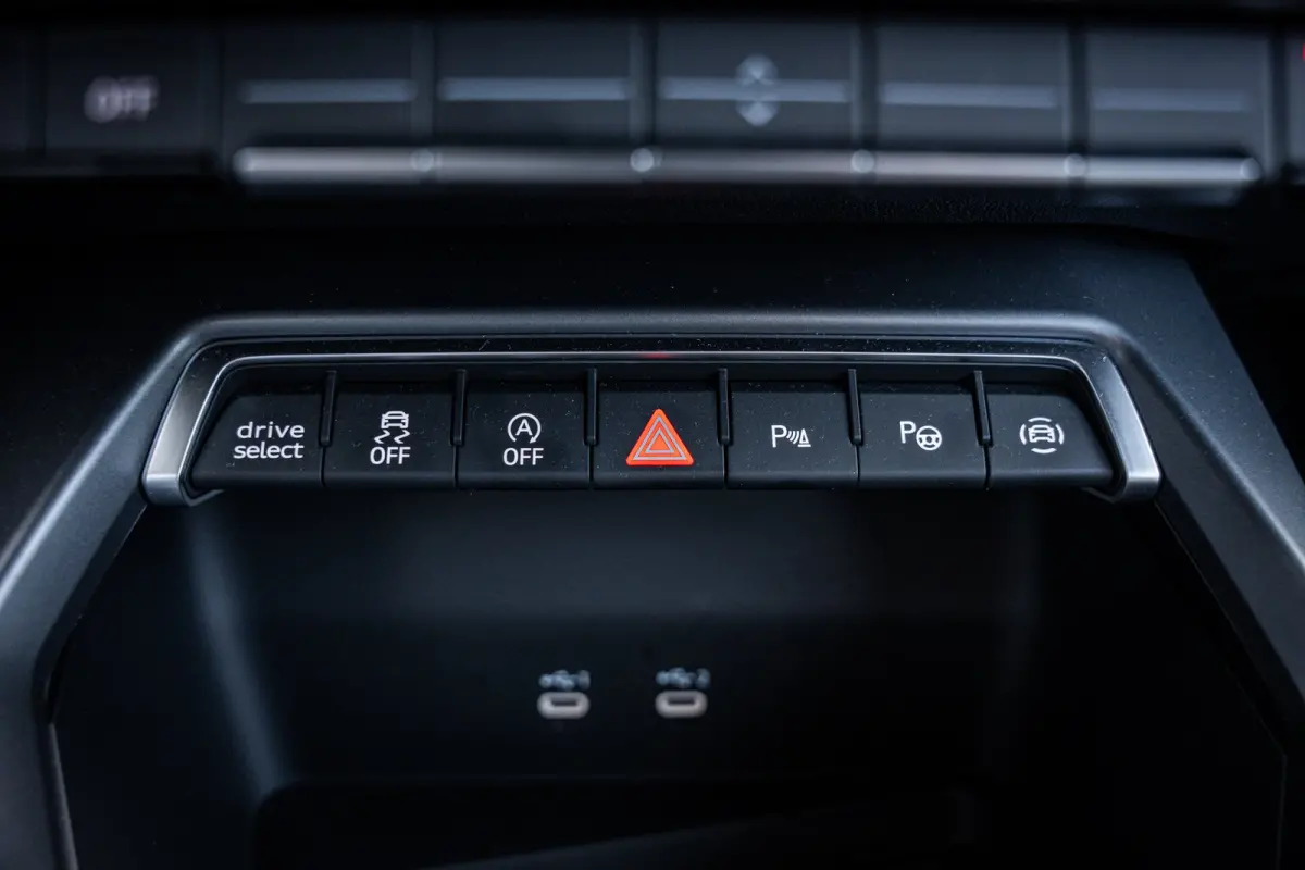 30 TFSI Pro Line | Airco (automatisch) | Apple Carplay/Android Auto|telefoonintegratie premium | Cruise control