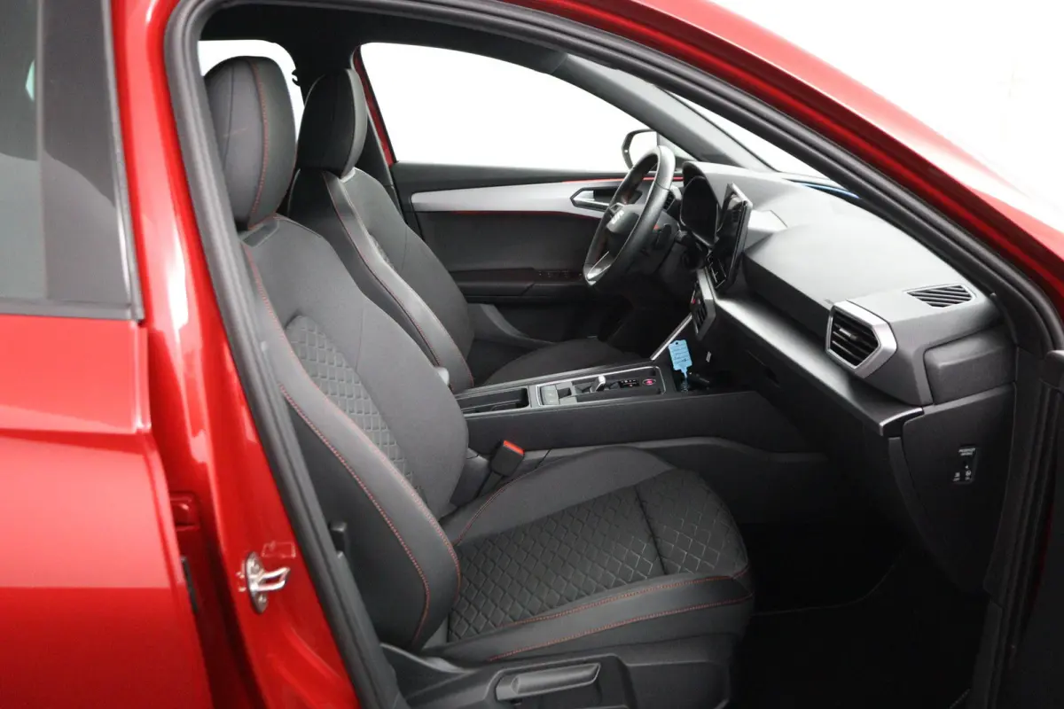 1.4 TSI eHybrid PHEV FR Business Intense | Trekhaak | ACC | Navigatie |