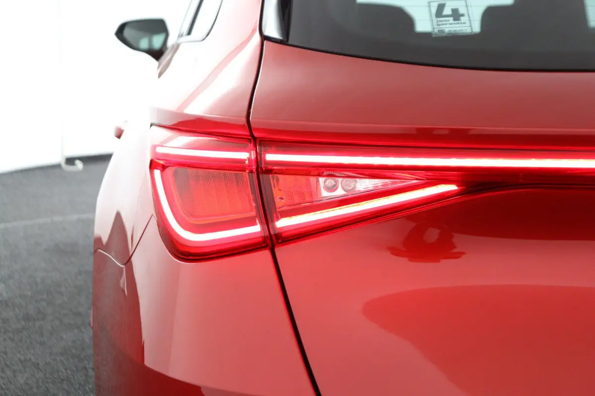 1.4 TSI eHybrid PHEV FR Business Intense | Trekhaak | ACC | Navigatie |