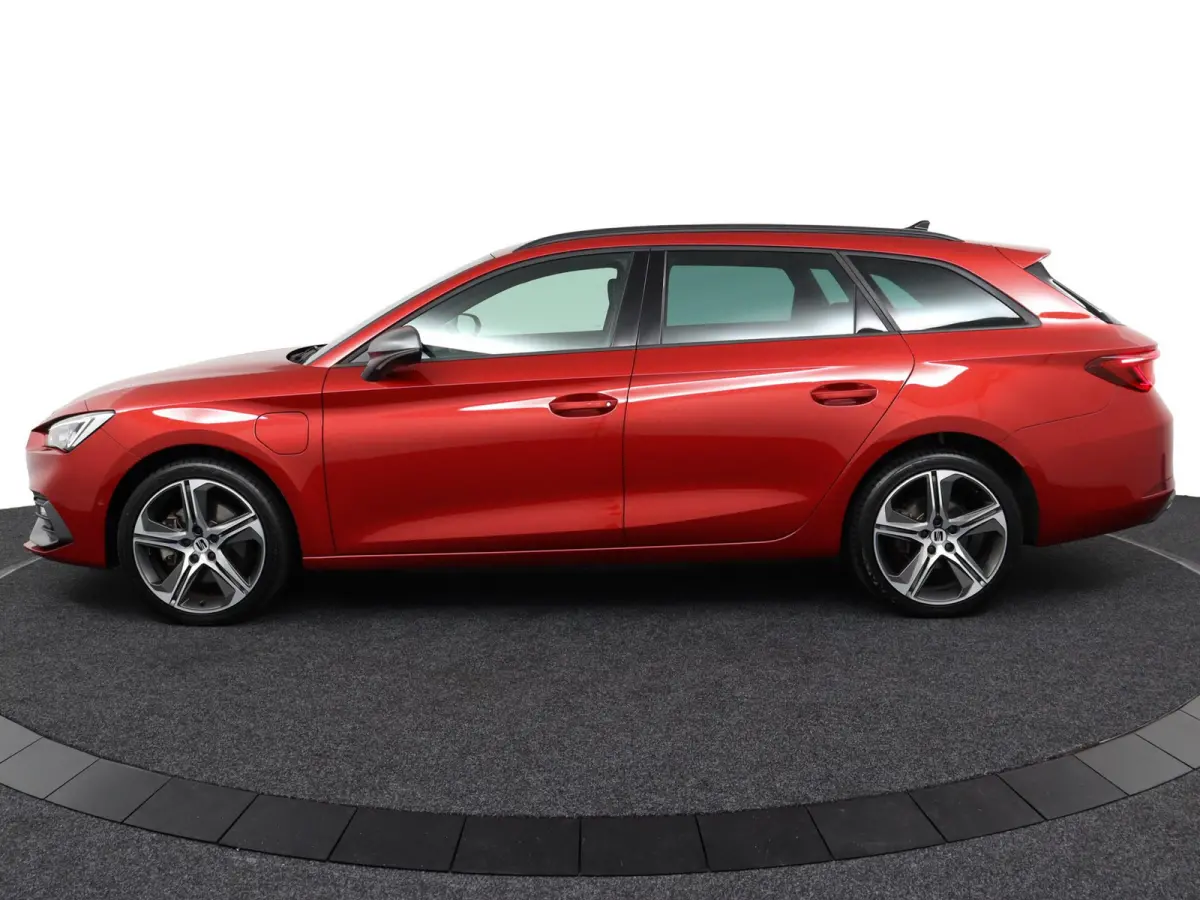 1.4 TSI eHybrid PHEV FR Business Intense | Trekhaak | ACC | Navigatie |