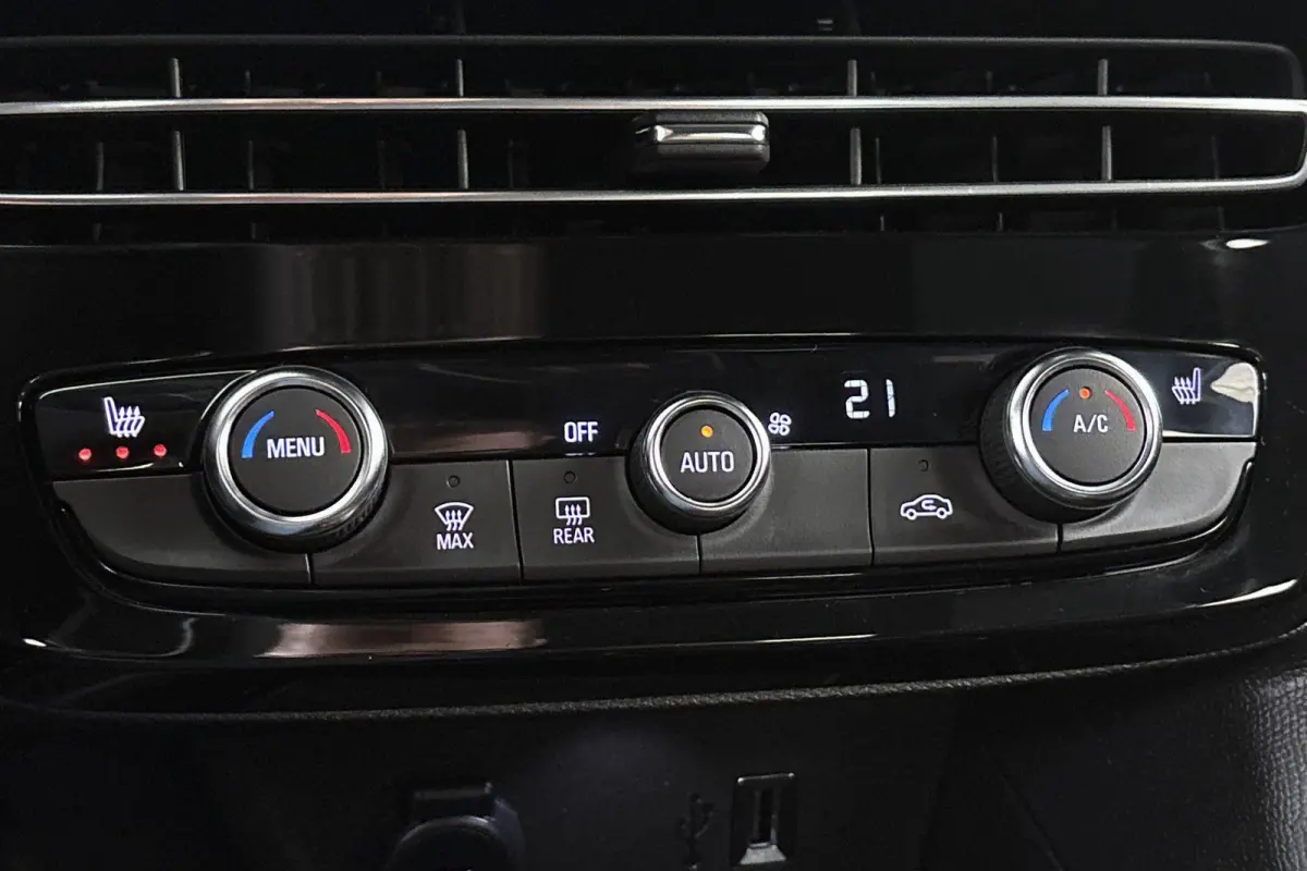 Long Range Ultimate 54 kWh Massage Stuur-Stoelverwarming Keyless Camera