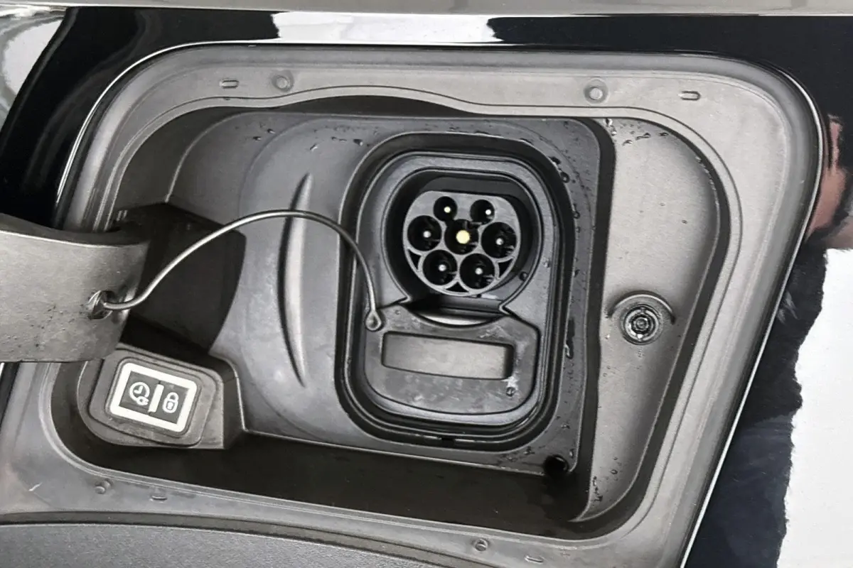 Long Range Ultimate 54 kWh Massage Stuur-Stoelverwarming Keyless Camera