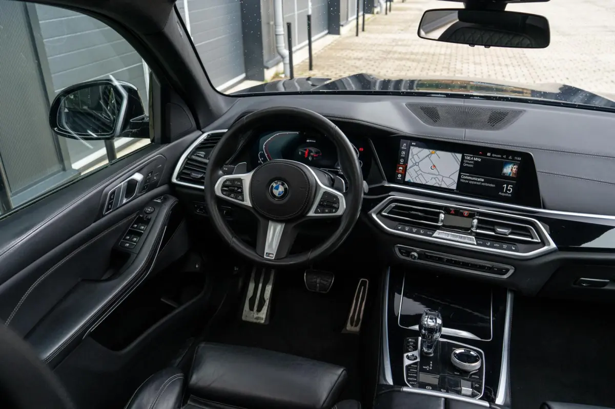 xDrive45e High Executive M-Sport *Aero* Pano* Luchtvering*