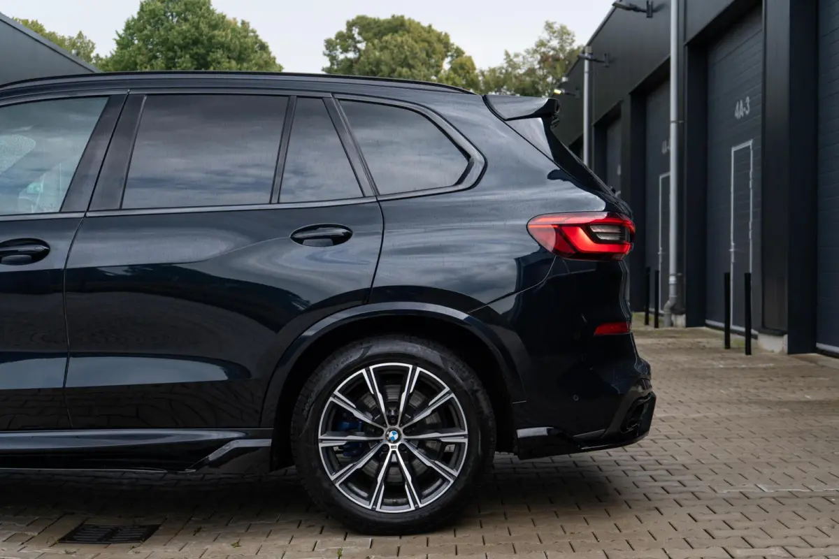 xDrive45e High Executive M-Sport *Aero* Pano* Luchtvering*