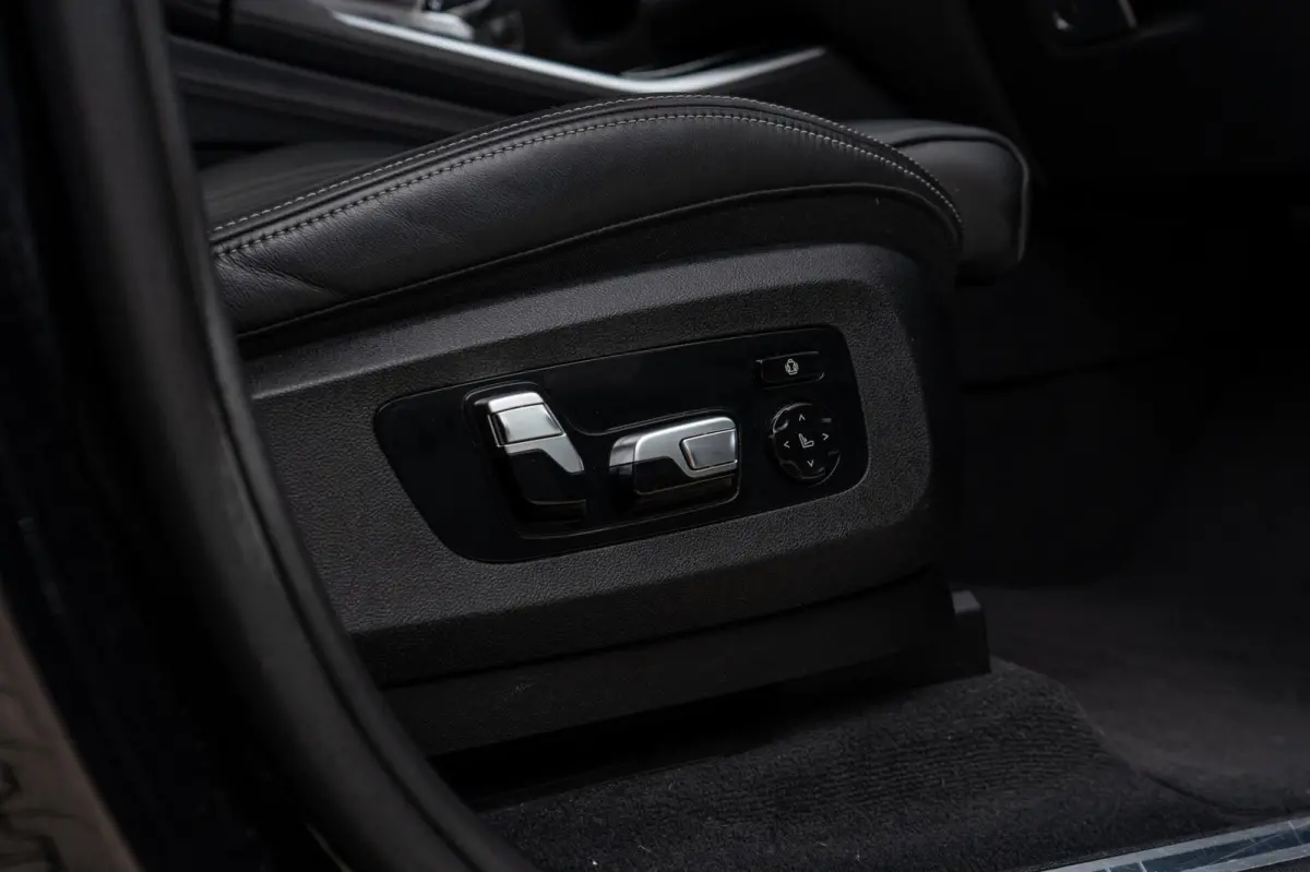 xDrive45e High Executive M-Sport *Aero* Pano* Luchtvering*