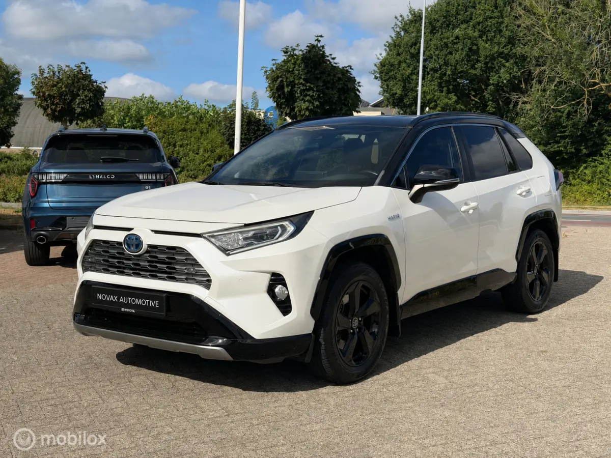2.5 Hybrid Executive | JBL | leder | 60.951 KM