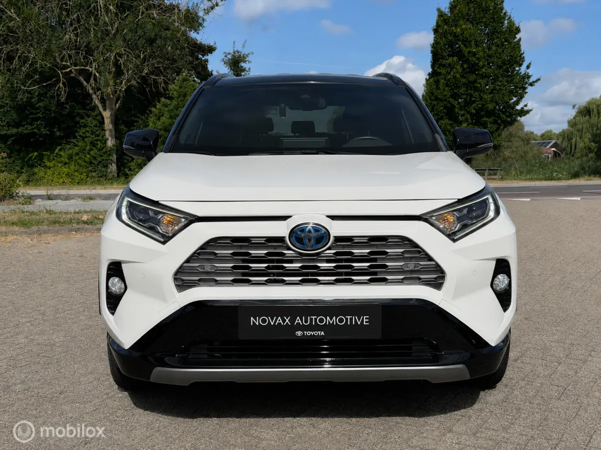 2.5 Hybrid Executive | JBL | leder | 60.951 KM