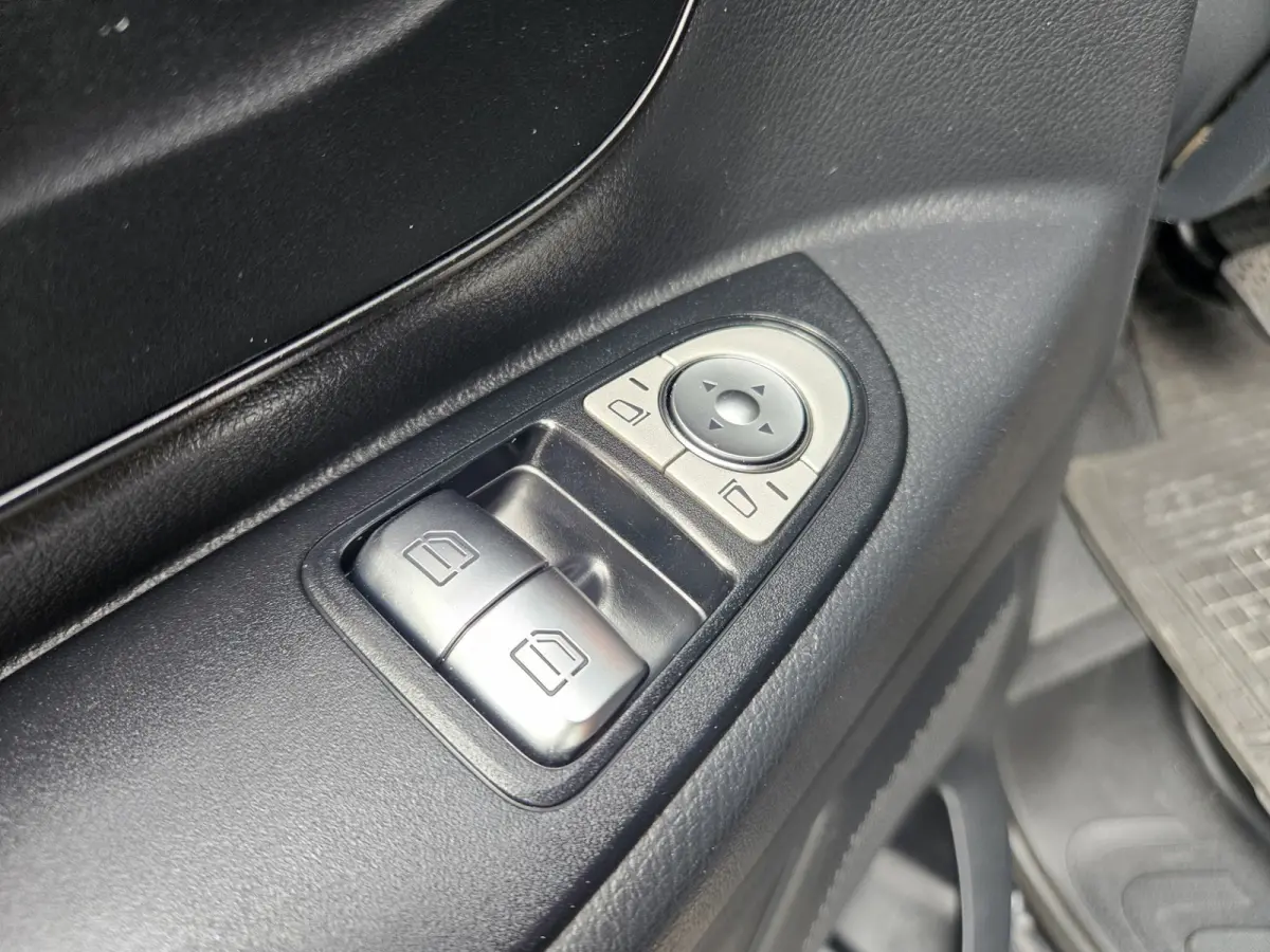 114 CDI Lang Marge! Trekhaak! Nette Bus! Airco! Cruise Control! Camera!
