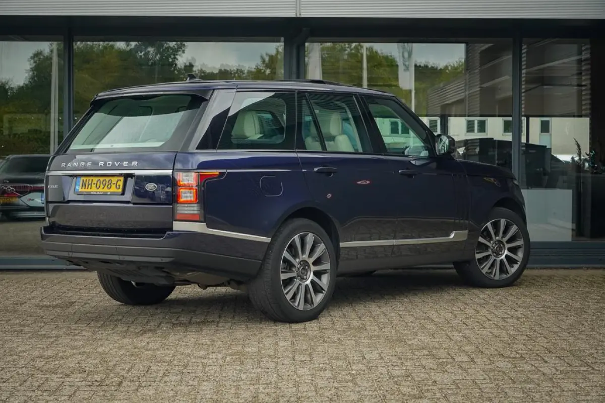 3.0 TDV6 Vogue / Pano / Trekhaak / NL Auto / Vol. Onderhouden