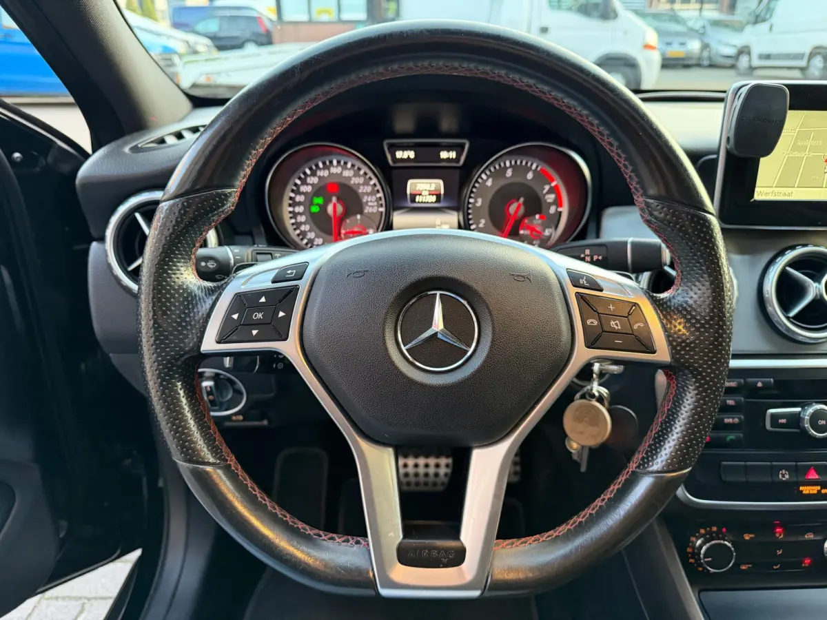 200 AMG AUT LED Pano Memory Navi