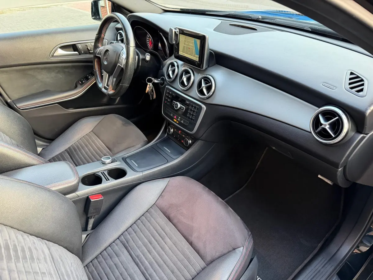 200 AMG AUT LED Pano Memory Navi