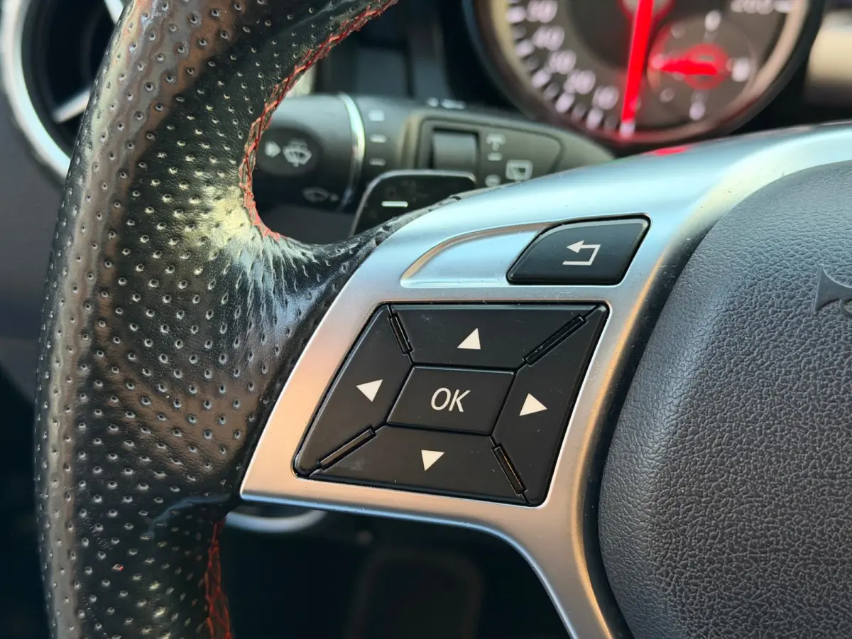 200 AMG AUT LED Pano Memory Navi
