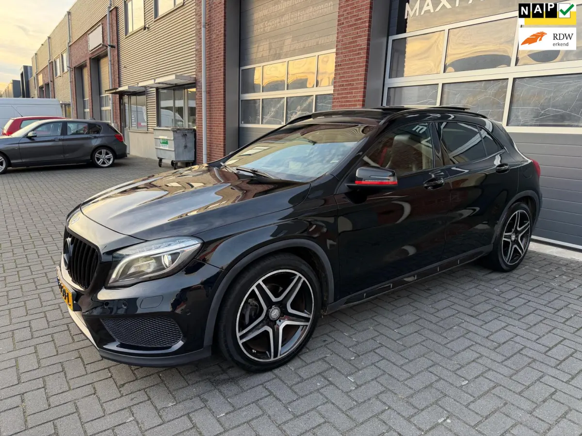 200 AMG AUT LED Pano Memory Navi