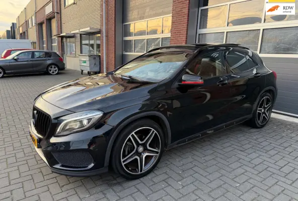 200 AMG AUT LED Pano Memory Navi