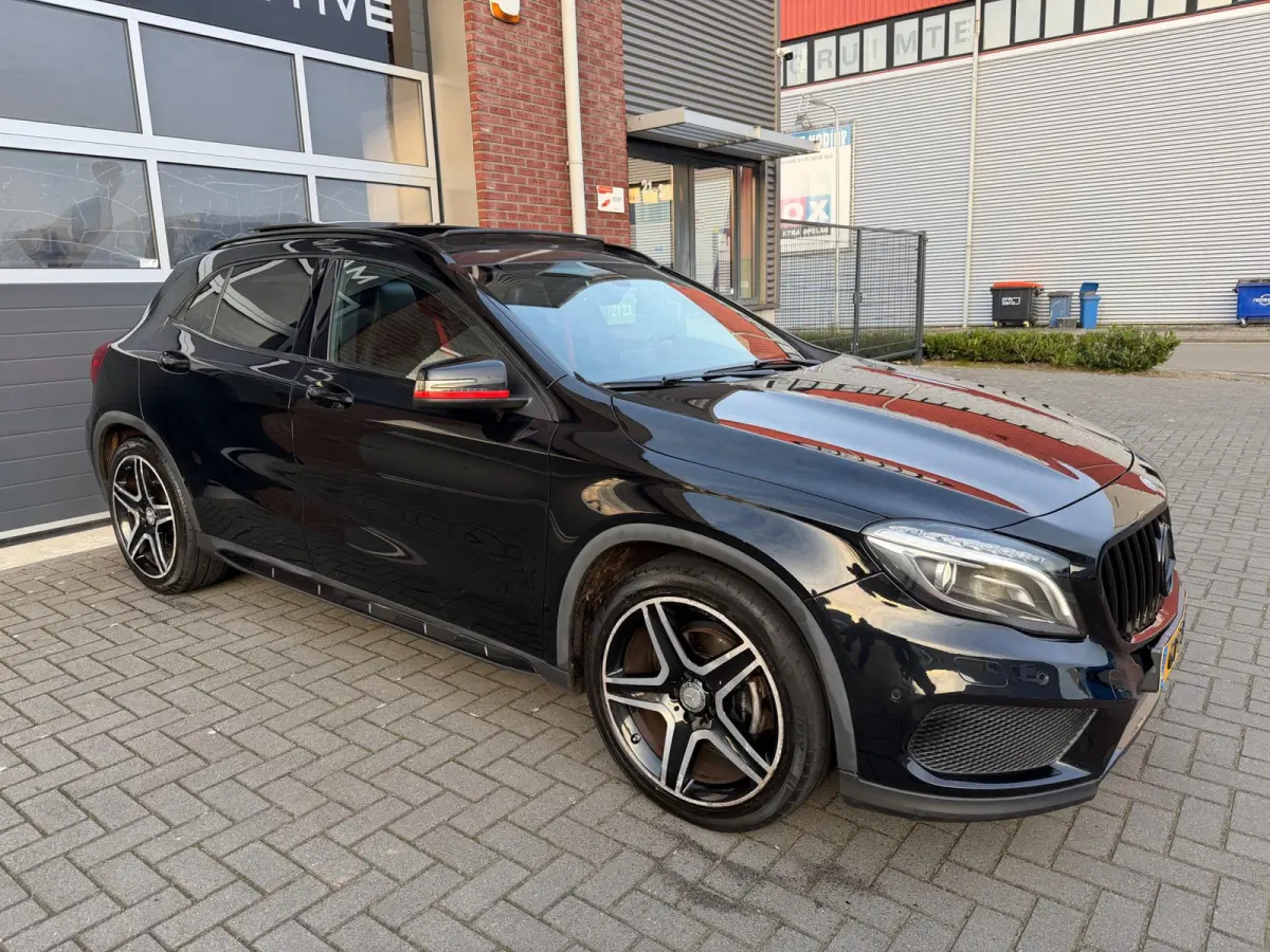 200 AMG AUT LED Pano Memory Navi