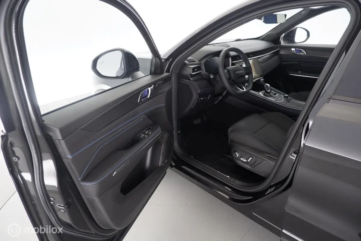 1.5 PHEV Black Style|Zwarte hemel|rolhoes|pano|lmv20