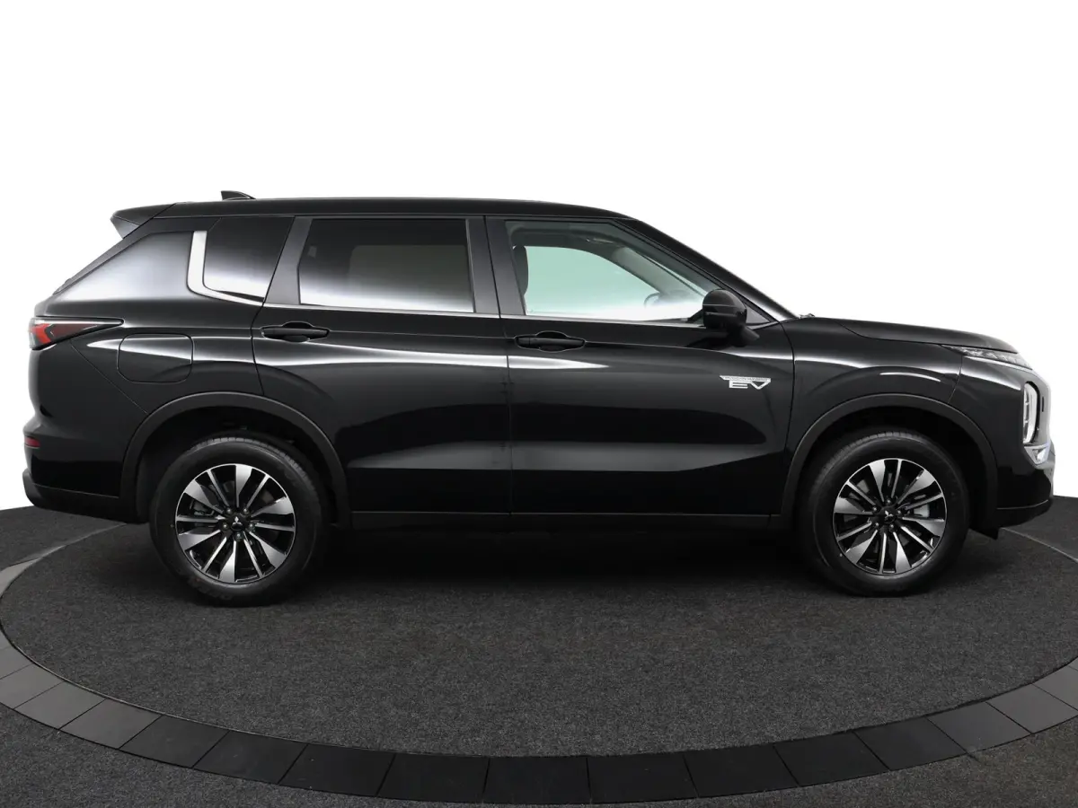2.4 PHEV Intense | € 4.000 Korting! | 360° Camera | Adaptive Cruise Control | Bekleding Leder/Stof | Climate Control | Cruise Control | Navigatie | Stoel- en Stuurverwarming