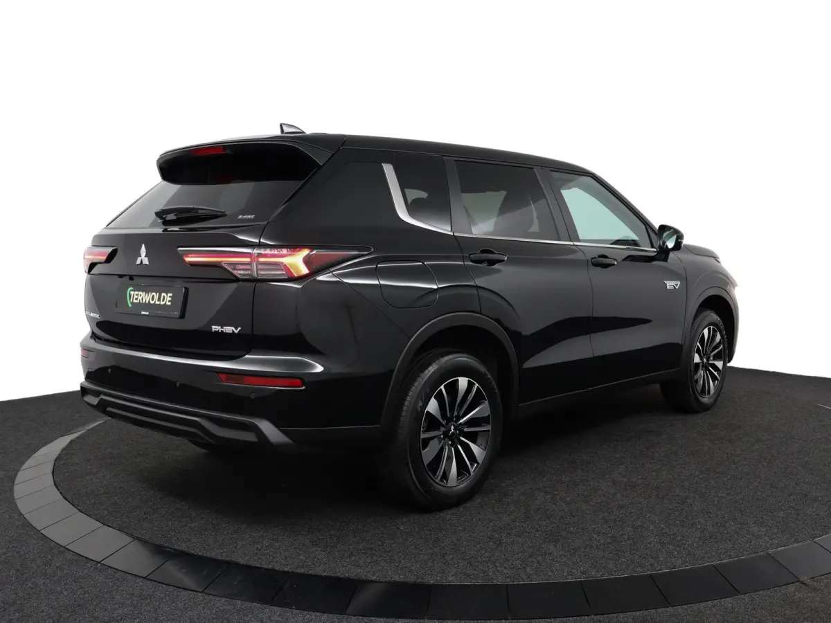 2.4 PHEV Intense | € 4.000 Korting! | 360° Camera | Adaptive Cruise Control | Bekleding Leder/Stof | Climate Control | Cruise Control | Navigatie | Stoel- en Stuurverwarming