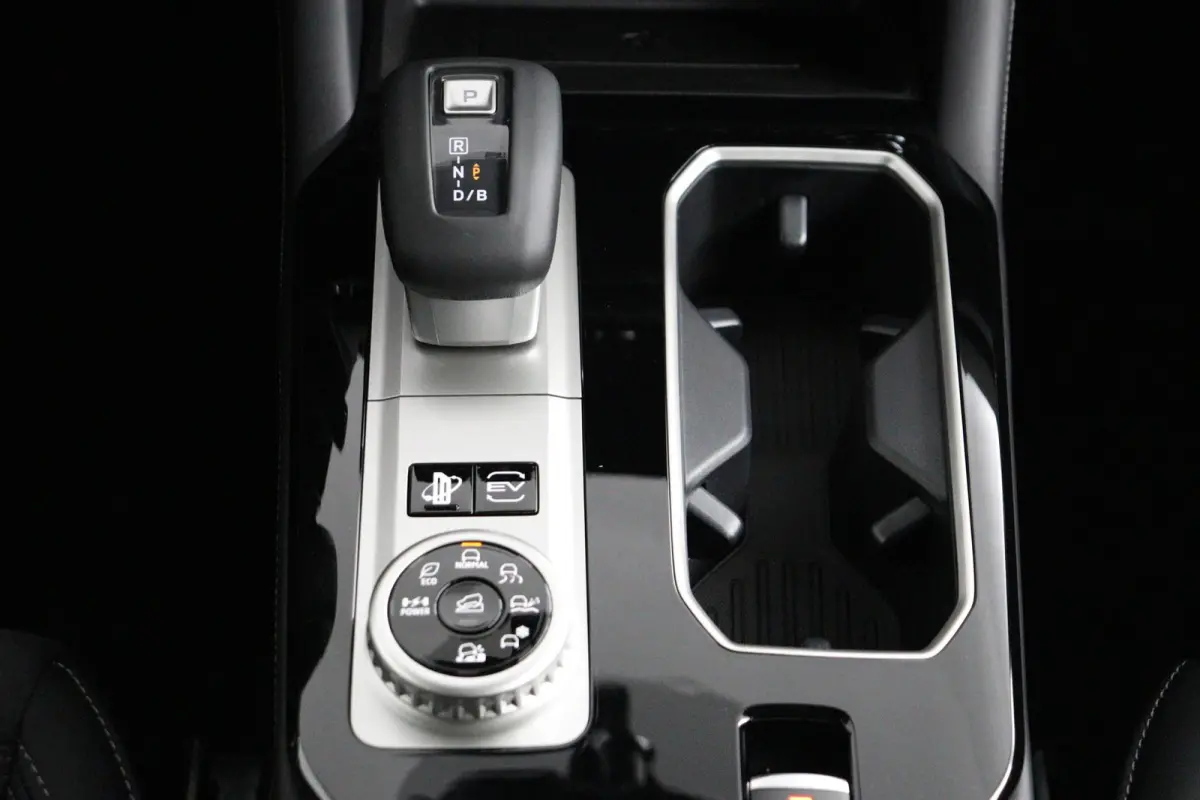 2.4 PHEV Intense | € 4.000 Korting! | 360° Camera | Adaptive Cruise Control | Bekleding Leder/Stof | Climate Control | Cruise Control | Navigatie | Stoel- en Stuurverwarming