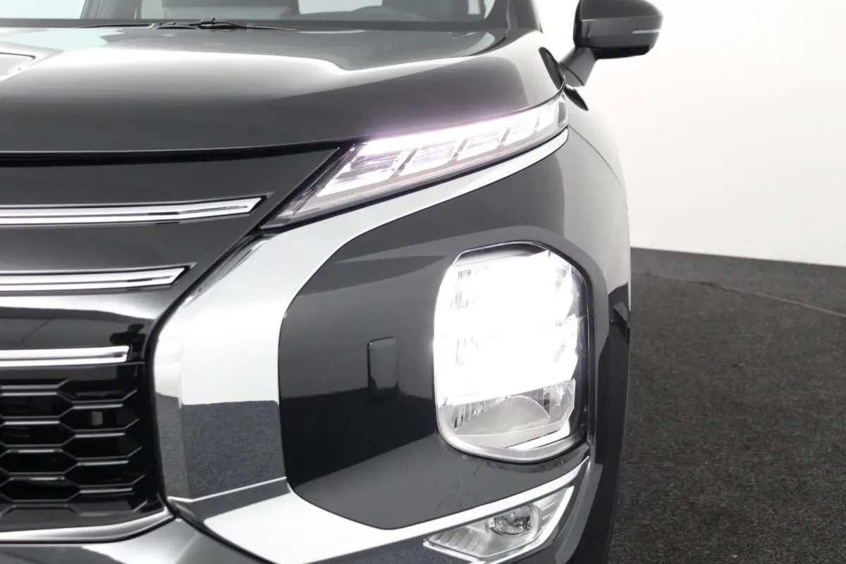 2.4 PHEV Intense | € 4.000 Korting! | 360° Camera | Adaptive Cruise Control | Bekleding Leder/Stof | Climate Control | Cruise Control | Navigatie | Stoel- en Stuurverwarming