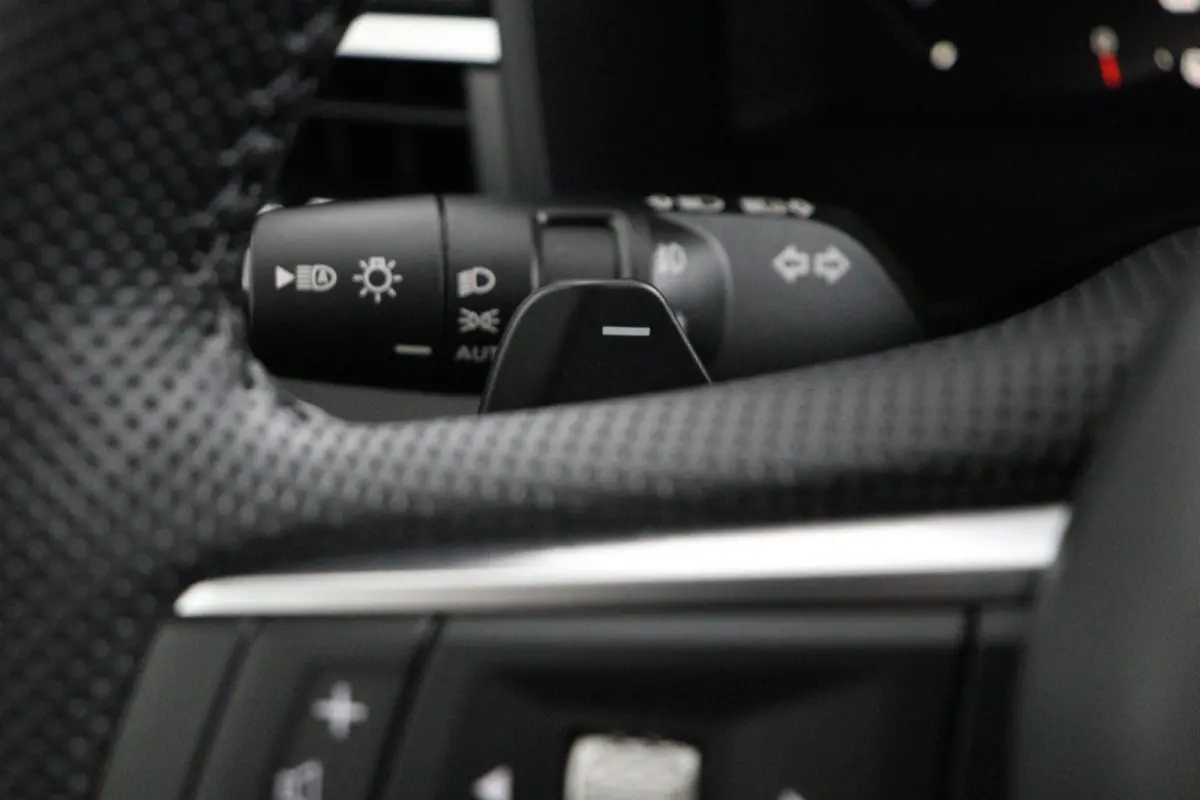 2.4 PHEV Intense | € 4.000 Korting! | 360° Camera | Adaptive Cruise Control | Bekleding Leder/Stof | Climate Control | Cruise Control | Navigatie | Stoel- en Stuurverwarming