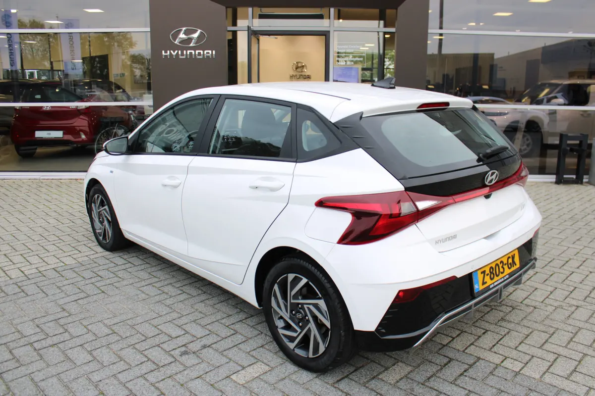 1.0 T-GDI Mildhybride Comfort Smart | Navigatie | Lane Assist | Achteruitrijcamera | Airco | | Achteruitrijcamera | Airco | Alarm klasse 1(startblokkering)