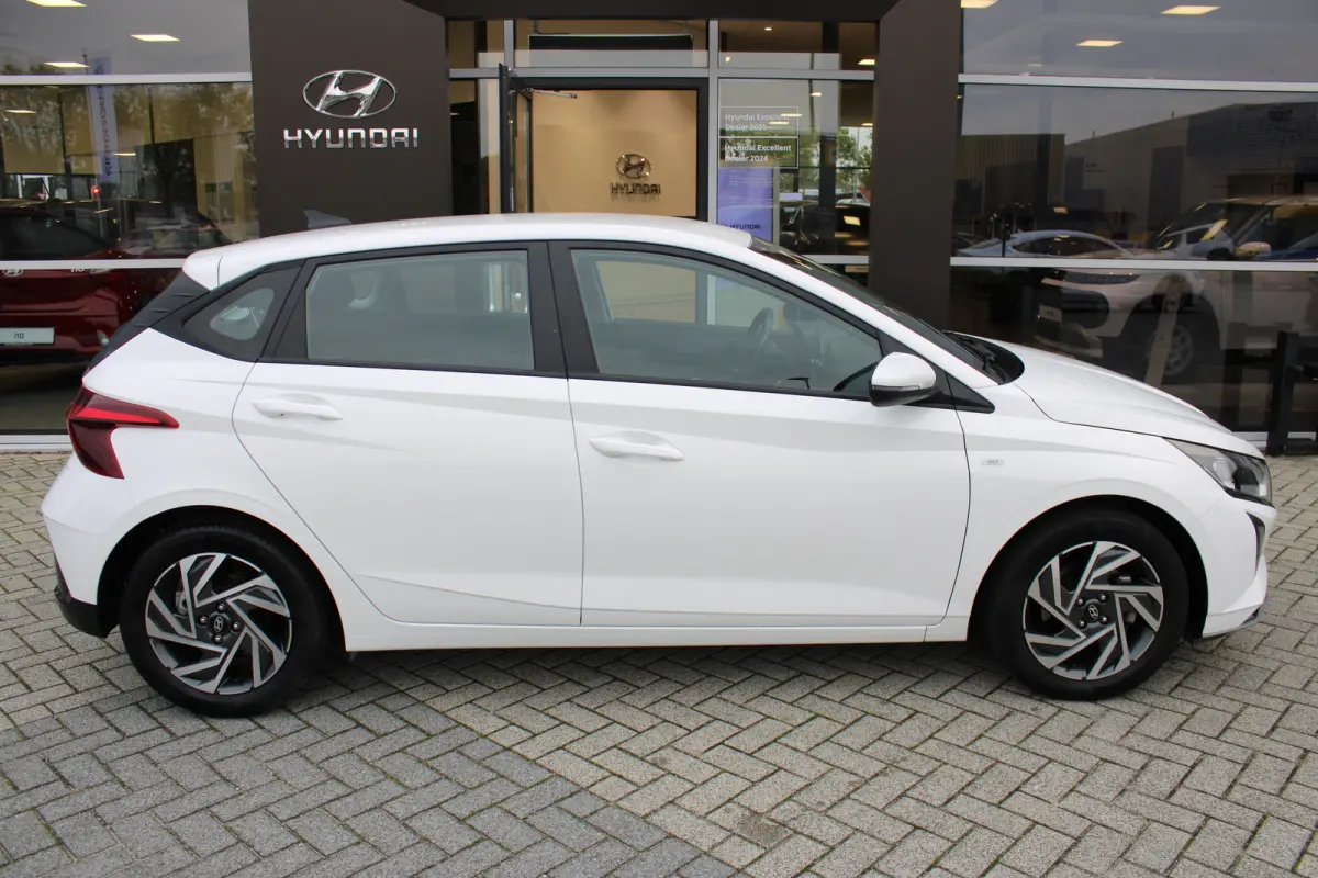 1.0 T-GDI Mildhybride Comfort Smart | Navigatie | Lane Assist | Achteruitrijcamera | Airco | | Achteruitrijcamera | Airco | Alarm klasse 1(startblokkering)
