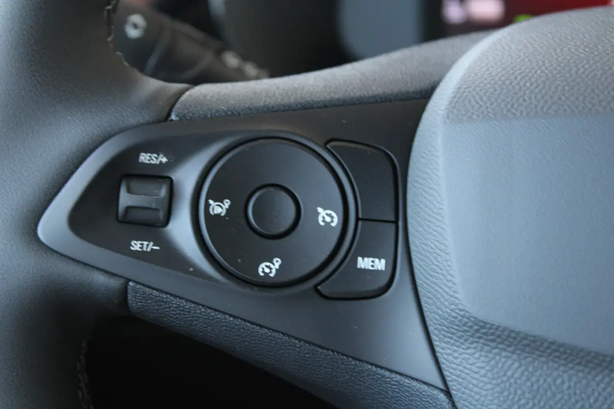 1.2 Turbo GS | Tot 8 Jaar garantie | Navigatie | Camera | Climate control | Dodehoek detectie |