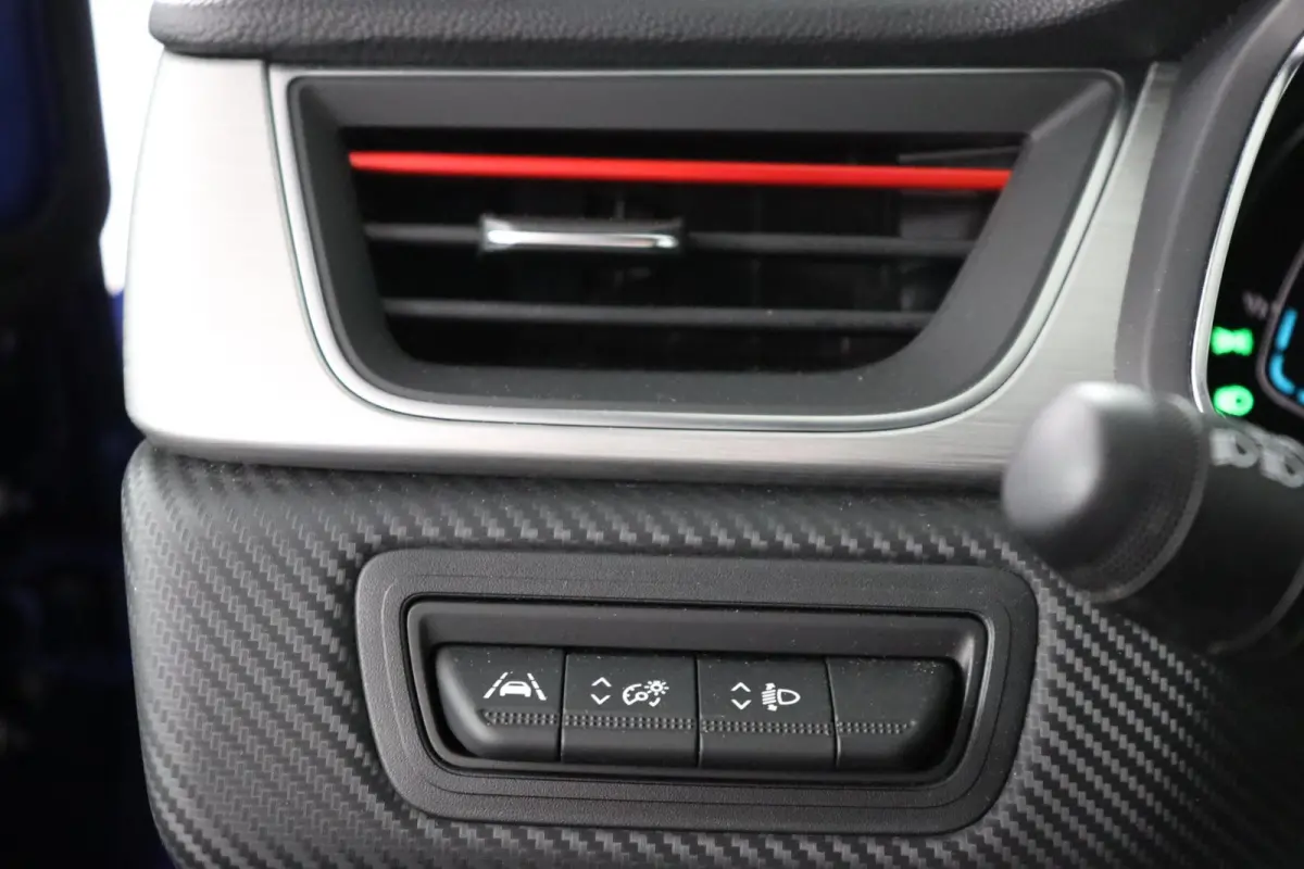 E-TECH hybrid 145 R.S. Line | SoH 80% | Parkeercamera | Navigatie |