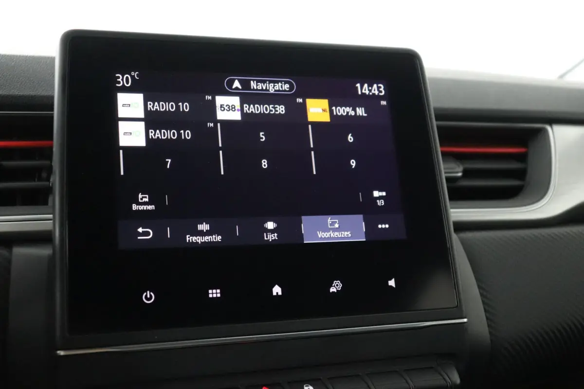 E-TECH hybrid 145 R.S. Line | SoH 80% | Parkeercamera | Navigatie |