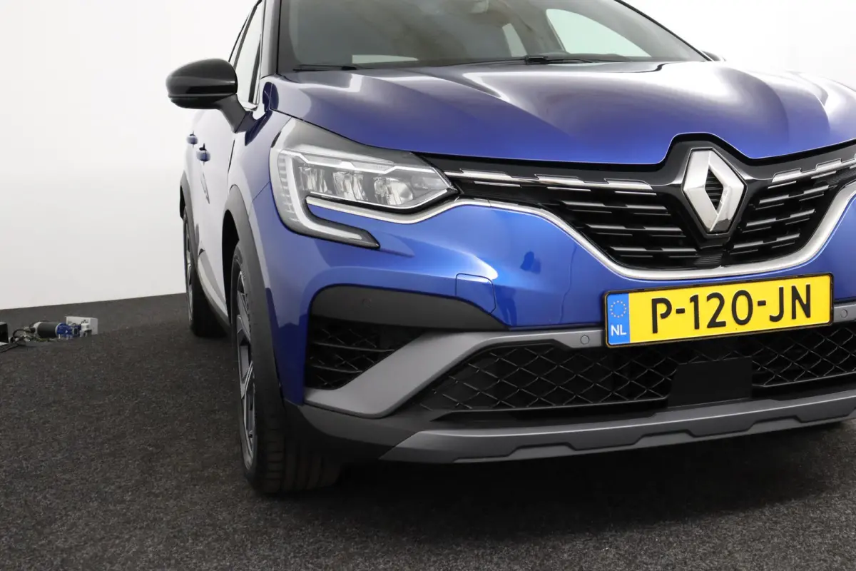 E-TECH hybrid 145 R.S. Line | SoH 80% | Parkeercamera | Navigatie |