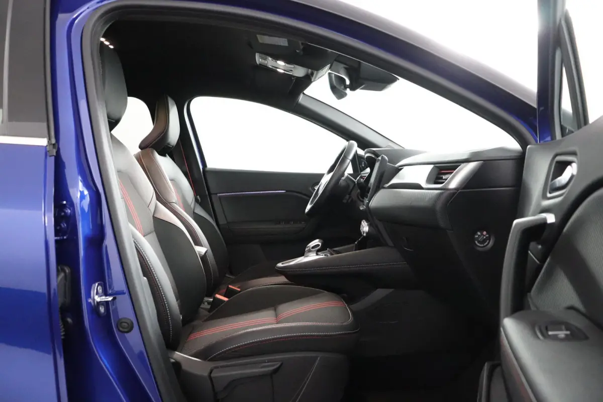 E-TECH hybrid 145 R.S. Line | SoH 80% | Parkeercamera | Navigatie |