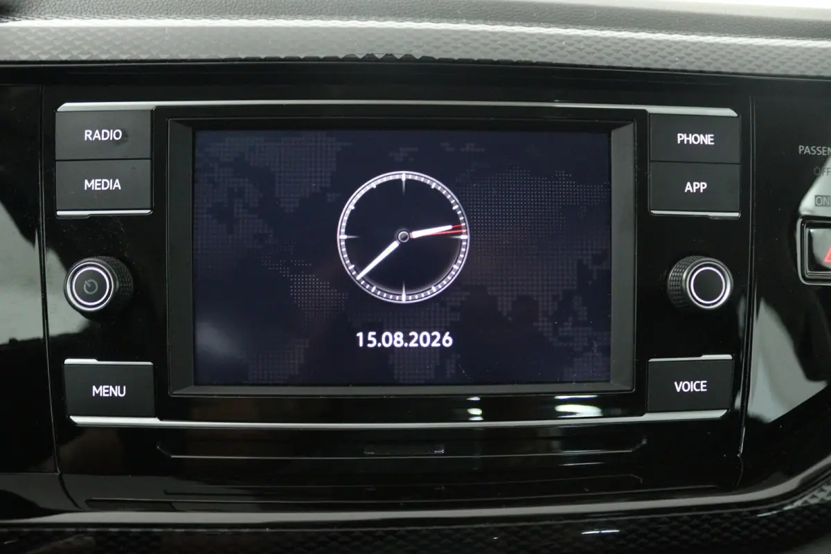 1.0 TSI Life (CARPLAY, PARKEERSENSOREN, CRUISE CONTROL ADAPTIEF)
