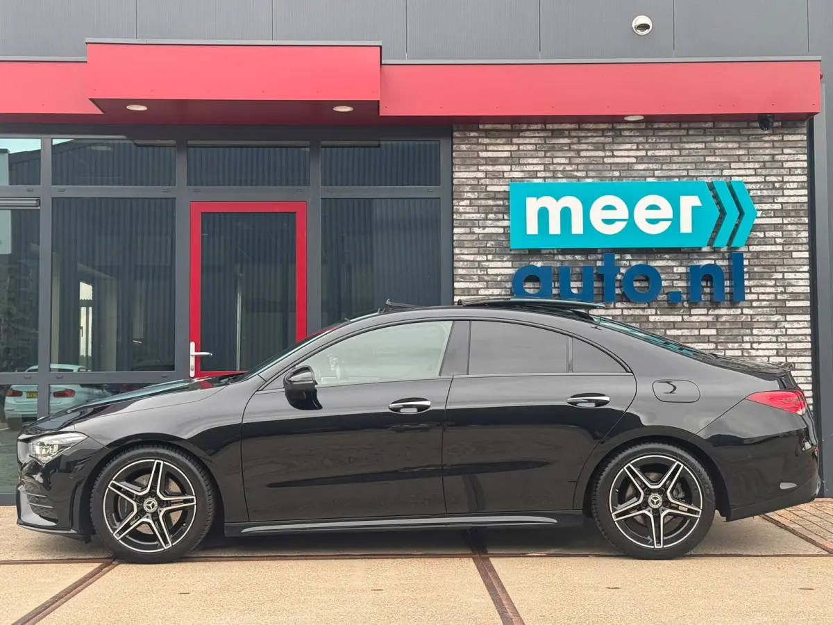 200 AMG PANO l SFEER l MATRIX l EL-STOEL l ASSISTENTIE l KEYLESS l TREKHAAK l ORG.NL l DEALER OH l BTW l