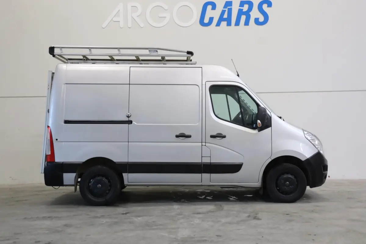 2.3 CDTI CAMERA IMPERiAAL SCHADE ACHTERDEUREN AIRCO CRUISE CONTR TREKHAAK IMPERIAAL TOP AUTO RIJDBAAR