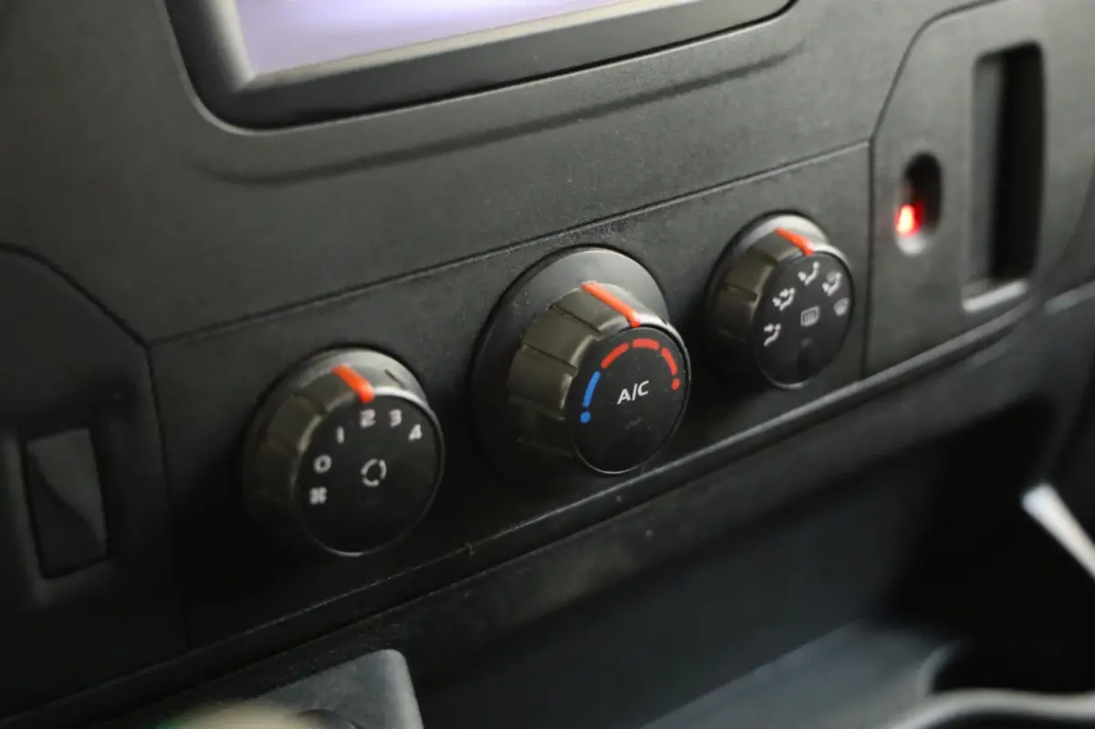 2.3 CDTI CAMERA IMPERiAAL SCHADE ACHTERDEUREN AIRCO CRUISE CONTR TREKHAAK IMPERIAAL TOP AUTO RIJDBAAR