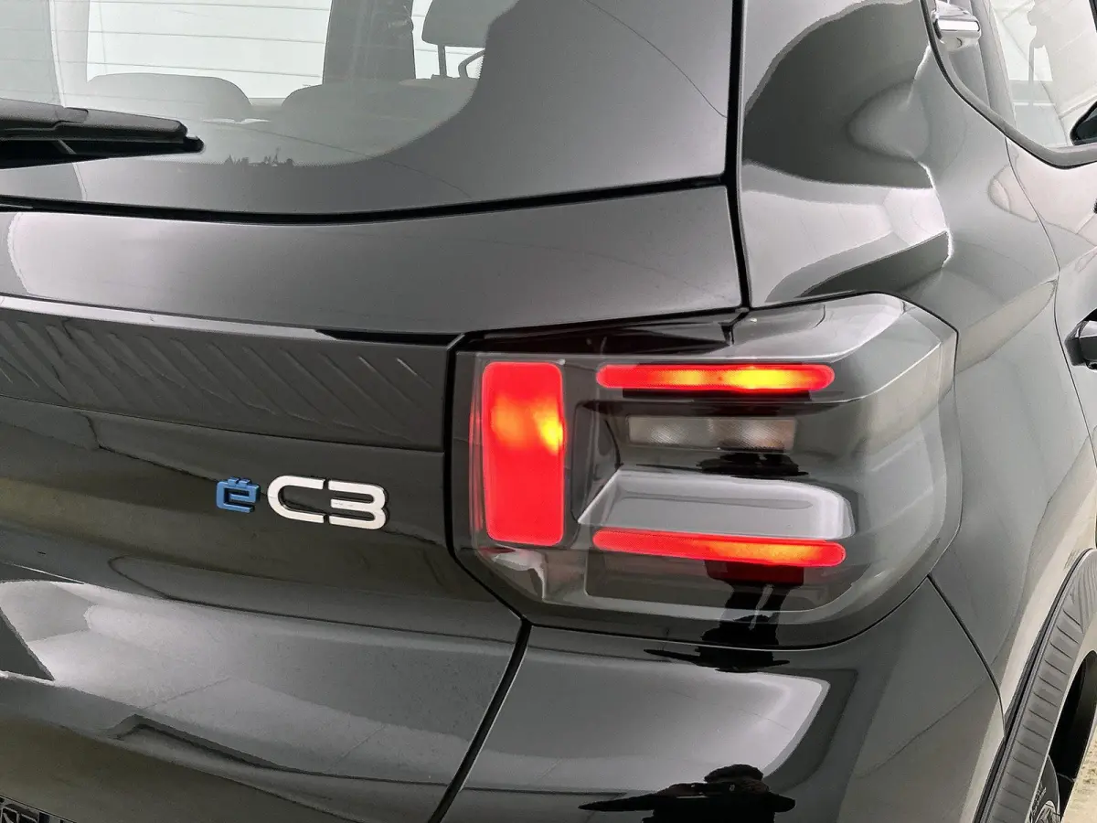 Plus 113pk Comfort Range 44 kWh | 8 JAAR GARANTIE | | Apple CarPlay/Android Auto | Camera | Comfortstoelen | Cruise Control | Climate Control |