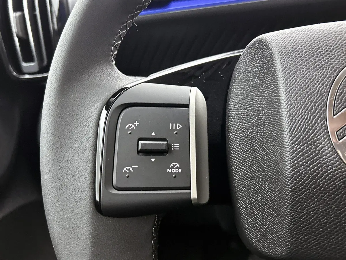 Plus 113pk Comfort Range 44 kWh | 8 JAAR GARANTIE | | Apple CarPlay/Android Auto | Camera | Comfortstoelen | Cruise Control | Climate Control |