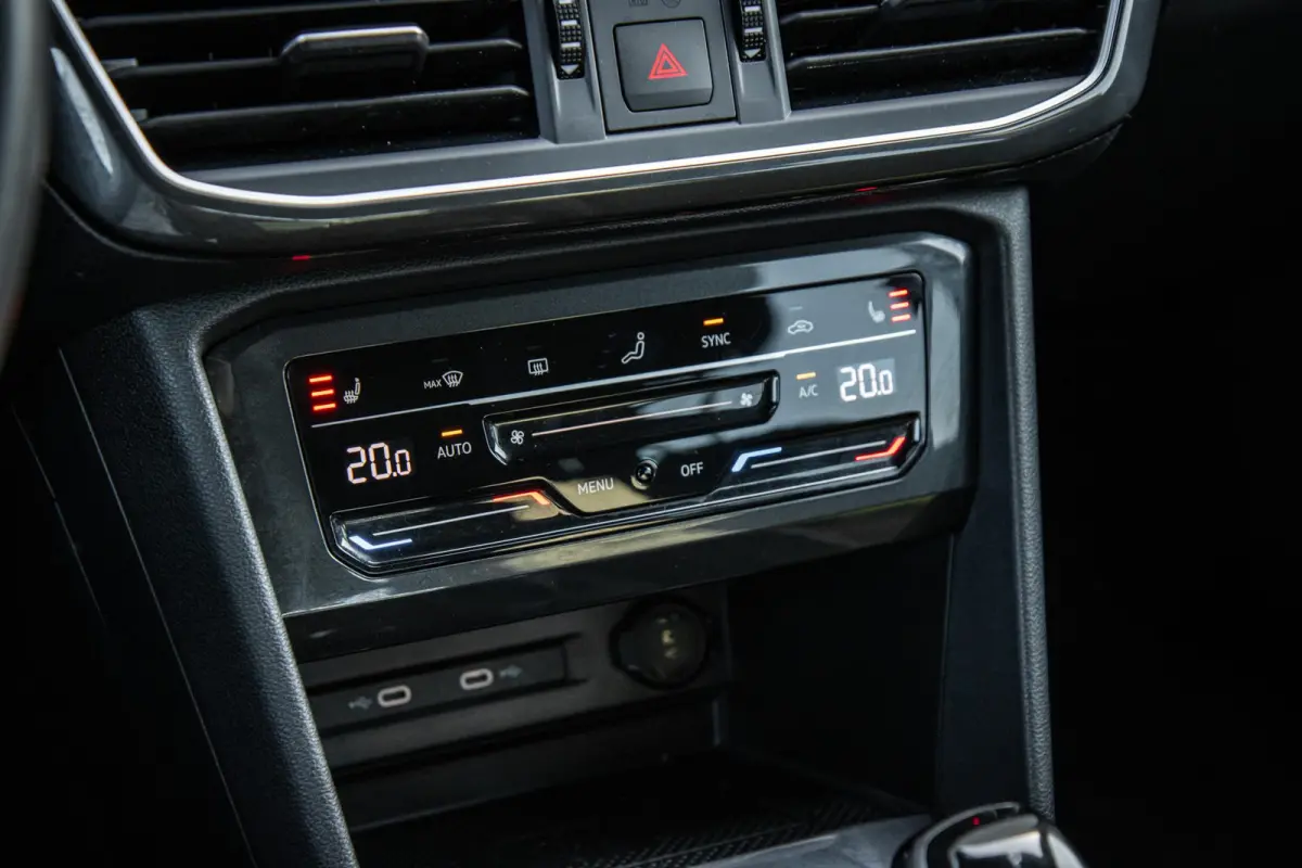 1.4 TSI e-Hybrid 245pk PHEV FR | SoH 95% | Trekhaak | Apple Carplay / Android Auto