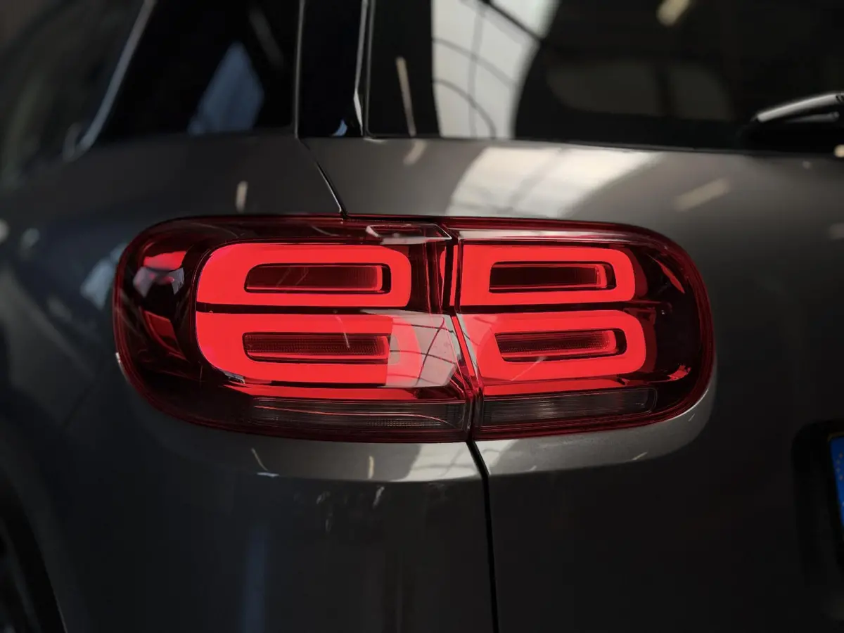 1.2 PureTech Business | Carplay | Camera | Riem vervangen