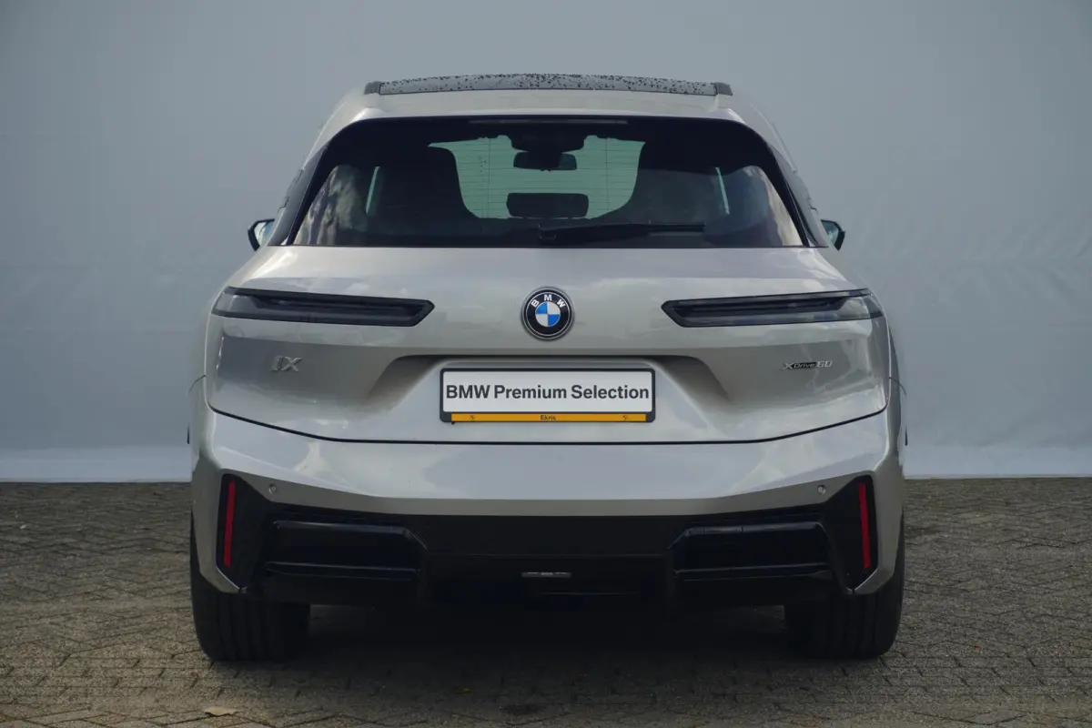 xDrive60 | M Sportpakket Pro | Bowers & Wilkins | Driving Assistant Professional | Panoramadak Sky Lounge | Trekhaak