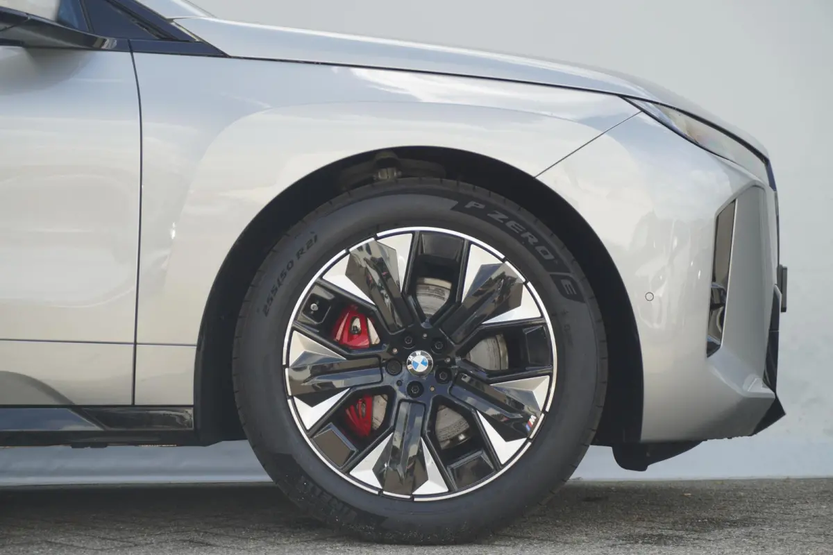 xDrive60 | M Sportpakket Pro | Bowers & Wilkins | Driving Assistant Professional | Panoramadak Sky Lounge | Trekhaak