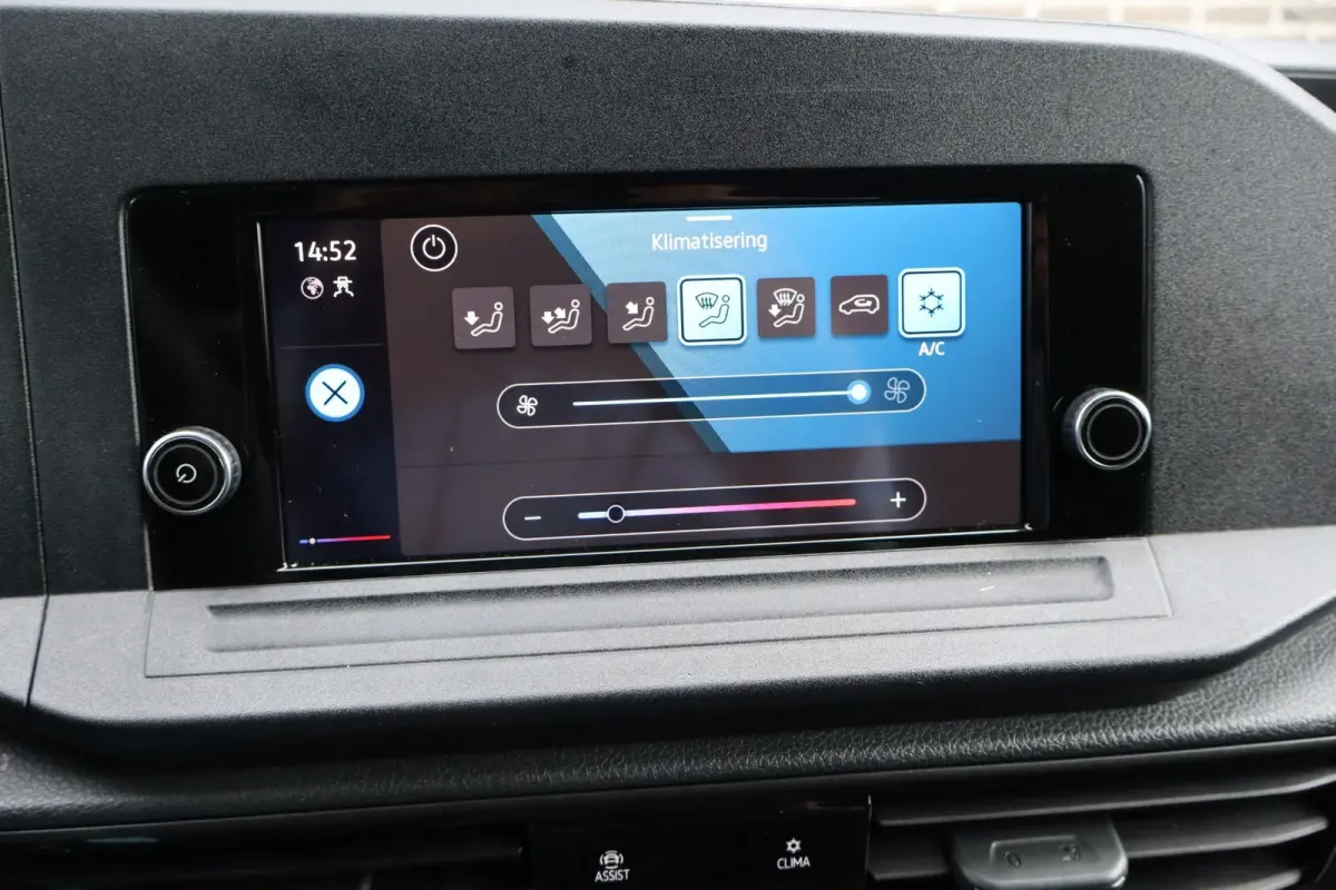 2.0 TDI 75pk Comfort | Parkeersensoren achter | Cruise Control | DAB radio | App Connect